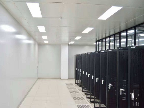 某大樓的整體機房系統建設，需要你們的動環監控方案！
