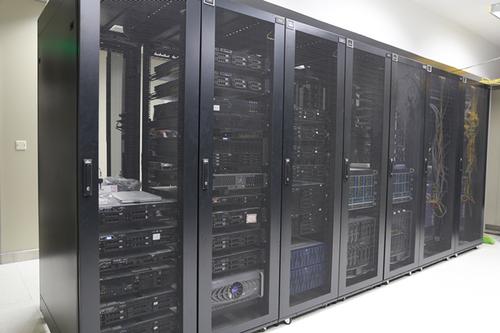 免費做工廠電腦機房運維監控系統解決方案